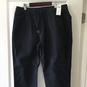 Abercrombie & Fitch (AF) Crop Cotton Stripe Pants, NWT - Size Large (L), Mens